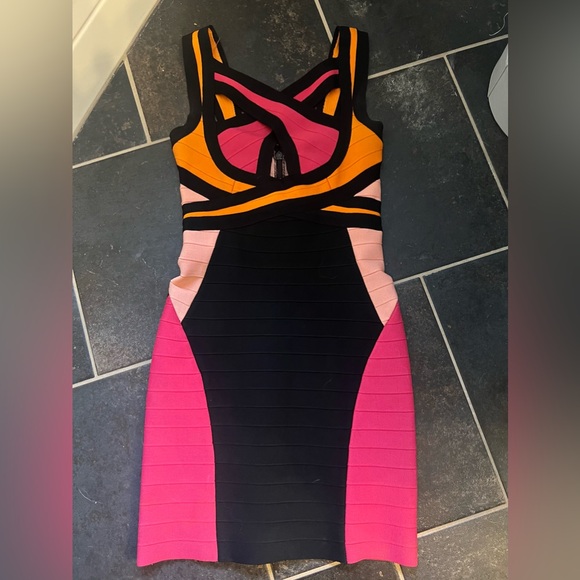 Authentic Herve Leger Strappy Colorblock Dress Sz. M **RARE hard to find style** - Picture 2 of 7